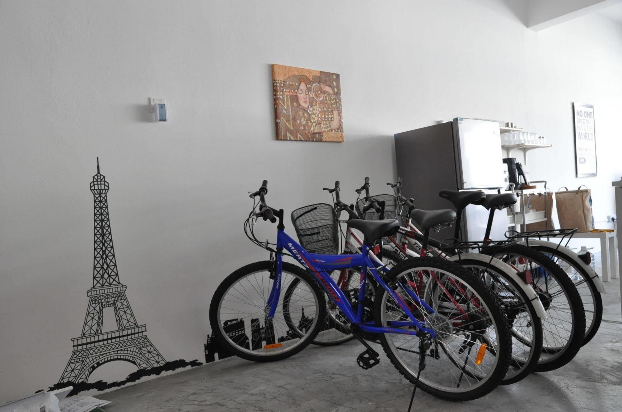 Bed & Bike Backpackers Studio Ίπο Εξωτερικό φωτογραφία